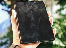 Dùng Galaxy Fold không dán màn hình: Chiếc máy của tôi bây giờ ra sao?