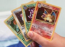 Ba nhà đầu tư trẻ bỏ 375.000 USD mua thẻ Pokémon quý, về "đập hộp" mới biết toàn hàng vô giá trị