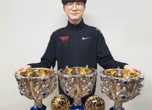 LCK tạm nghỉ thì làm gì? 'Lên mạng sống ảo khoe cup chứ làm gì' - Faker said