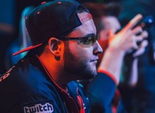 Âm mưu "cắm sừng" đồng đội trong team bất thành, nam game thủ nhận cái kết đắng ngắt