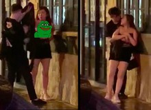 Giận dỗi bạn trai tới mức cởi áo giữa đường, cô gái xinh đẹp khiến cộng đồng mạng sốc nặng, bất ngờ với cái kết