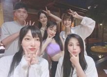 Quy tụ dàn mỹ nữ xinh đẹp làm clip pool party, cô nàng streamer LMHT xinh đẹp khiến fan đứng hình, donate và view tăng chóng mặt