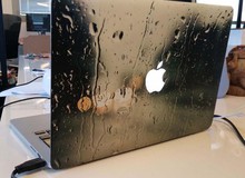 Kinh nghiệm bảo vệ laptop không bị dính nước, đặc biệt là trong mùa mưa bão