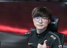 Faker khiến phóng viên hàng đầu LCK phải "ngả mũ" kính phục vì trình độ ngoại ngữ đỉnh không thua gì kỹ năng chơi game
