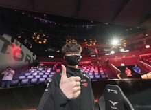 Faker thể hiện sự chuyên nghiệp tuyệt đối sau buổi phỏng vấn khiến fan được dịp "nở mày nở mặt"