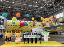 Kỷ niệm 25 năm ngày ra mắt, người Nhật tự làm hẳn phi cơ Pikachu, mở chuyến du lịch vào thế giới Pokémon đầy mơ mộng