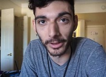 Khuyến khích fan mua tiền ảo rồi “luộc” mất hơn 10 tỷ, nam Youtuber bị tố lừa đảo vẫn tự hào khoe xế hộp mới