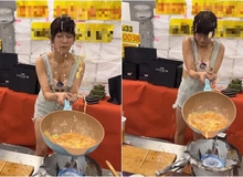 Thể hiện kỹ năng nấu ăn trên sóng, nữ streamer xinh đẹp gặp sự cố nghiêm trọng, bắn nguyên chảo dầu nóng vào người