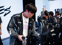 "Thảm họa" BLG tại CKTG 2025, fan LPL nhận xét cay đắng