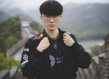 Cựu huyền thoại cũng phải "bất lực" về T1