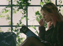 Xem phim Sex Education, tôi phát cuồng bởi một cô gái vừa sexy vừa bí ẩn, khó quên đến mức ám ảnh