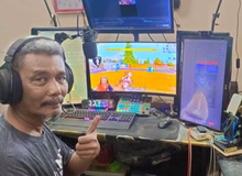 Livestream đều đặn, cụ ông 64 tuổi kiếm hơn 30 triệu mỗi tháng, chỉ nhờ một tựa game bắn súng