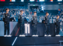 Huyền thoại LPL bất ngờ nhận định tiêu cực về tuyển thủ T1 trước thềm chung kết CKTG 2025