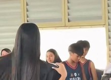 Hoạt náo viên có hành động phản cảm đến mức gây phẫn nộ cộng đồng mạng