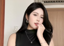 "Chuyển cảnh" quá táo bạo đến mức phải "tự che", hot girl khiến người xem được một phen hốt hoảng