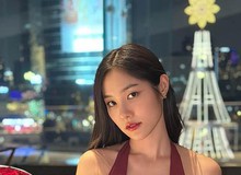 Dạy thêm tiếng Trung, hót-gơ khiến fan xao nhãng không thể học bài