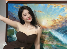 Bị chỉ trích “khoe thân”, nữ hoạ sĩ xinh đẹp lên tiếng phản pháo mạnh mẽ