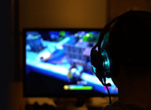 Game lớn vừa phát hành đã xuất hiện hành vi mua bán vật phẩm, đã vi phạm pháp luật lại còn công khai khoe mẽ thành tích