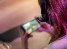 Bị mắng vì lén nạp tiền vào game, cô gái có hành động khiến phụ huynh hốt hoảng