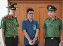 Bắt 2 "ông trùm" 8X dùng công nghệ cao điều hành gần 400 website "phim đen", phát tán hơn 22.000 clip đồi trụy