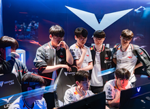 Trận thua Gen.G lộ ra những hạn chế nặng của T1 so với "đại kình địch"