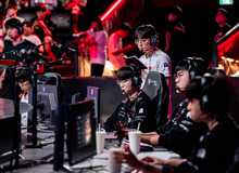 Trận thua thảm chỉ ra nhược điểm lớn nhất của T1 vẫn chưa cải thiện