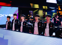 LCK công bố loạt bình chọn của mùa giải càng làm nổi bật màn "tự hủy" của T1