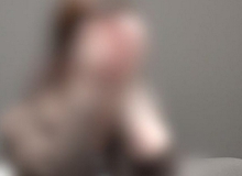 Cô gái trẻ bàng hoàng khi biết bạn trai quay lén clip riêng tư của mình để làm điều không thể tin nổi!