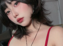 Đầu năm mới, nữ trọng tài gợi cảm nhất Esports Việt khiến cộng đồng "không thể rời mắt"