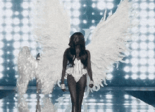 Cả thế giới đang choáng ngợp trước thiên thần Victoria's Secret này: "Viên ngọc đen" đẹp như AI lập trình, đổi đời ngoạn mục nhờ 1 bức ảnh