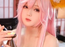 27 giây nhập vai Cáo chín đuôi với đường cong vô thực, gái xinh "buff" tinh thần anh em game thủ lên kịch trần!