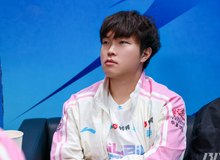 Cựu Á quân CKTG tiếp tục có hành động gây tranh cãi