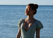 Phơi nắng trên ván chèo, sắc vóc hậu dao kéo của Louis Phạm khiến dân mạng trầm trồ