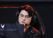 Siêu sao hàng đầu LPL khen ngợi Gumayusi không tiếc lời