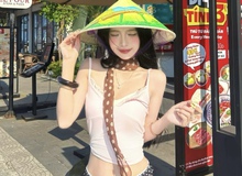 "Thánh check-in" cà phê gây sốt khi thả dáng phố biển, visual cực phẩm làm netizen "mất ngủ"