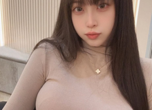 Lấy vòng một làm giá đỡ gậy bi-a, nàng hot girl bị chỉ trích không ngớt, cố tình dựng "content" câu view