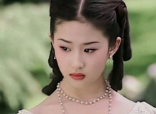 Từng có một mỹ nhân mới 14 tuổi vào vai tiểu thư kiêu kỳ, khí chất sang chảnh ấy đến nay vẫn là chuẩn mực khó vượt qua