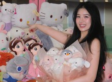 Khoảnh khắc "gắp thú bông" của hot girl xinh đẹp khiến người xem phải thốt lên "tuyệt đối điện ảnh"