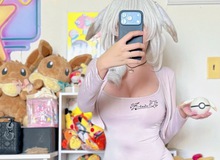 Nữ coser trình làng "outfit" lấy cảm hứng từ Pokémon, lộ vòng 2 lùm lùm vẫn tự tin ngút ngàn!
