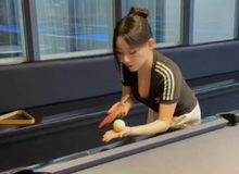 Chơi bida bằng vợt bóng bàn, hot girl bất ngờ viral vì quá "điệu nghệ"