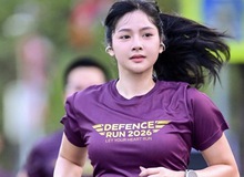 Tưởng chỉ là hot girl đường chạy, ai dè vào trang cá nhân mới ngỡ ngàng