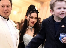 Grimes, người phụ nữ kỳ lạ sinh con cho tỷ phú Elon Musk: Tự phẫu thuật nhãn cầu, đóng thuyền chở gà và làm nhạc về ngày tận thế
