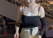 Lương 10 triệu, hot girl mở quán cơm chiên tại chợ đêm hút khách