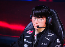 Faker có biểu hiện khiến fan không khỏi lo lắng