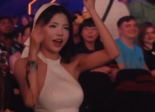 MC Mai Dora gây sốt trên sóng trực tiếp EWC nhờ nhan sắc rạng rỡ