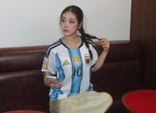 Diện áo Argentina đi tập gym, fan girl Argentina khiến ai cũng phải gật gù thích thú