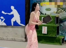 Đang bán nhà thì khách rủ chơi Pickleball, cô nàng saler khiến MXH được một phen "ngã ngửa"
