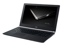 Acer ra mắt laptop chơi game màn hình 4K, giá từ 1.500 USD