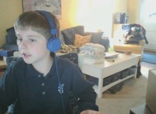 Thần đồng 11 tuổi tự học lập trình và viết game