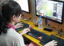 Phái yếu chơi game nhiều chẳng kém các anh em